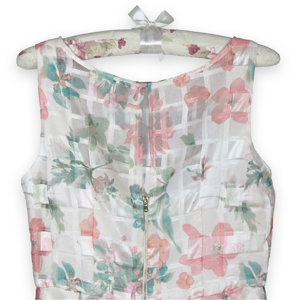 Julian Taylor Floral Sleeveless Dress - Picture 8 of 8
